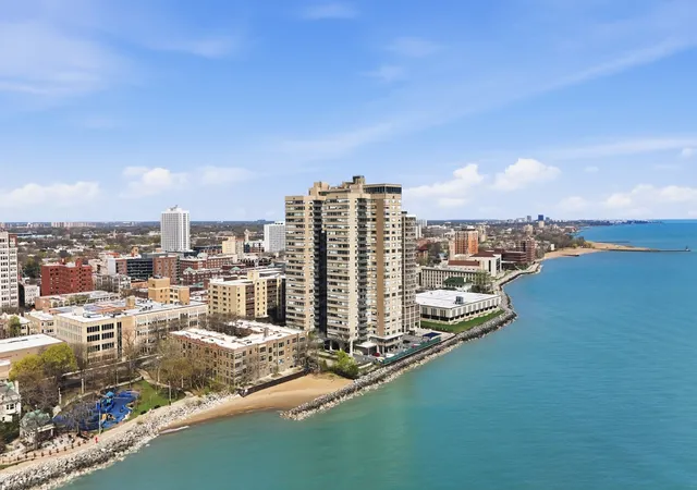Photo 1 of Condo for sale at 6301 N Sheridan Rd #17R, Chicago, IL 60660 | MLS# 12786607 | Listing updated on 2026-10-21