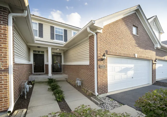 Photo 2 of Townhouse for sale at 1293 Church Ct, Aurora, IL 60502 | MLS# 12786623 | Listing updated on 2026-10-21