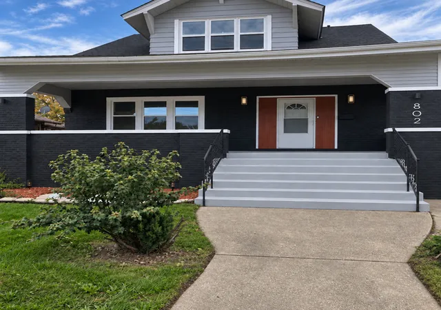 Photo 1 of Single family home for sale at 802 State Line Rd, Calumet City, IL 60409 | MLS# 12786629 | Listing updated on 2026-10-22