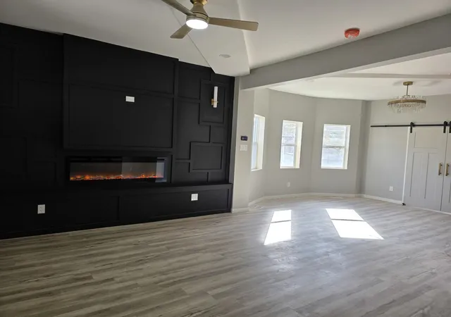 Photo 3 of Single family home for sale at 802 State Line Rd, Calumet City, IL 60409 | MLS# 12786629 | Listing updated on 2026-10-22