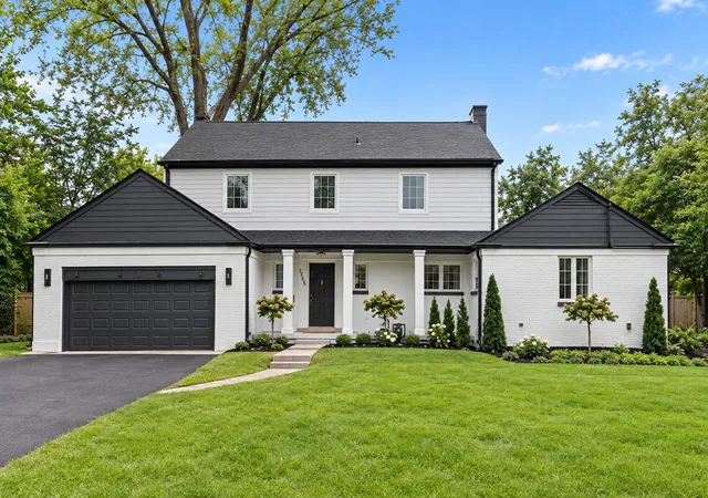 Single family home for sale at 1288 Sunview Ln, Winnetka, IL 60093 | MLS# 12786632