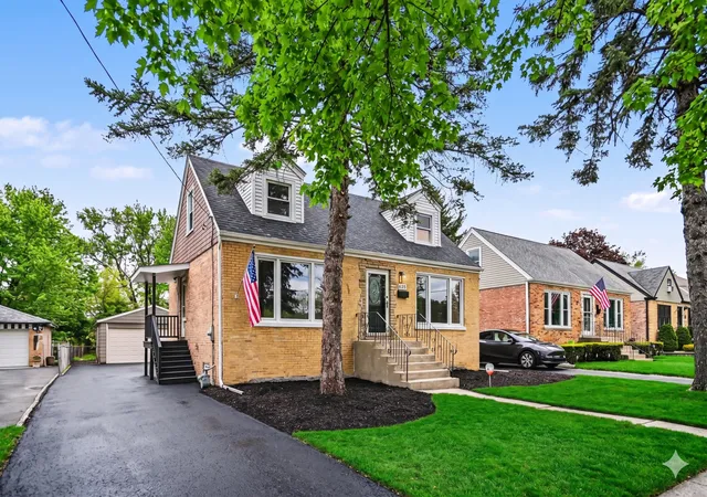 Single family home for sale at 835 S Addison Ave, Villa Park, IL 60181 | MLS# 12786633