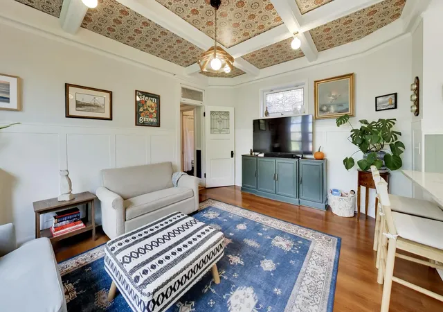 Photo 4 of Condo for sale at 5616 S Kimbark Ave #3, Chicago, IL 60637 | MLS# 12786659 | Listing updated on 2026-10-22