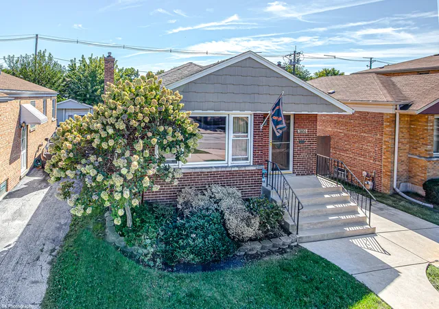 Photo 3 of Single family home for sale at 3851 W 108th Place, Chicago, IL 60655 | MLS# 12786667 | Listing updated on 2026-10-22