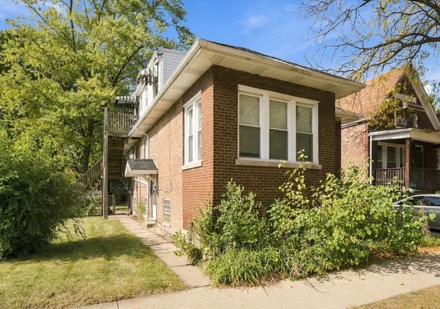 Photo 1 of Single family home for sale at 8956 S Morgan St, Chicago, IL 60620 | MLS# 12786670 | Listing updated on 2026-10-22