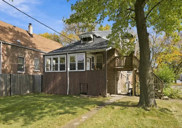 Photo 4 of Single family home for sale at 8956 S Morgan St, Chicago, IL 60620 | MLS# 12786670 | Listing updated on 2026-10-22