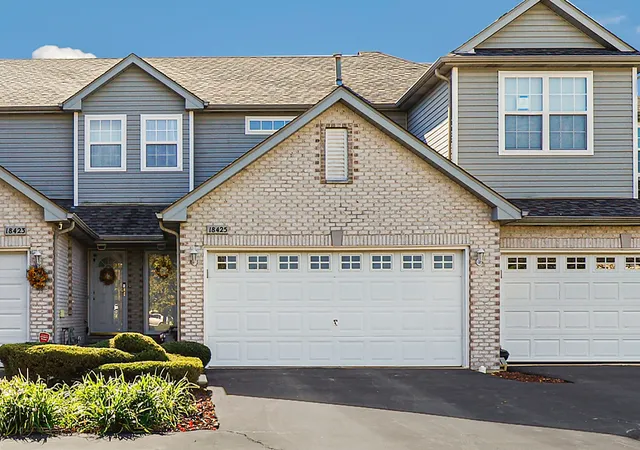 Photo 2 of Townhouse for sale at 18425 S Century Ct, Tinley Park, IL 60477 | MLS# 12786676 | Listing updated on 2026-10-24