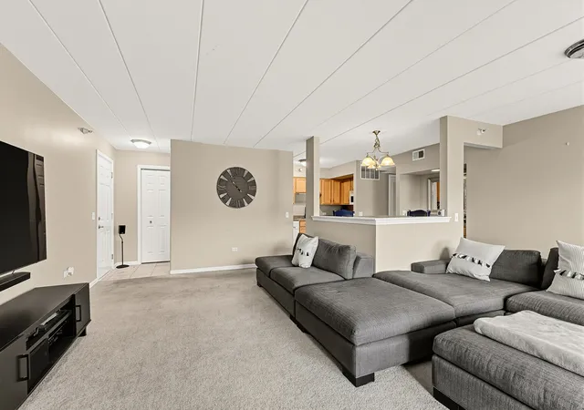 Listing Photo 4 - Condo for sale in building located at 1053 Ashley Ct S, Lockport, IL 60441 - Unit #2A