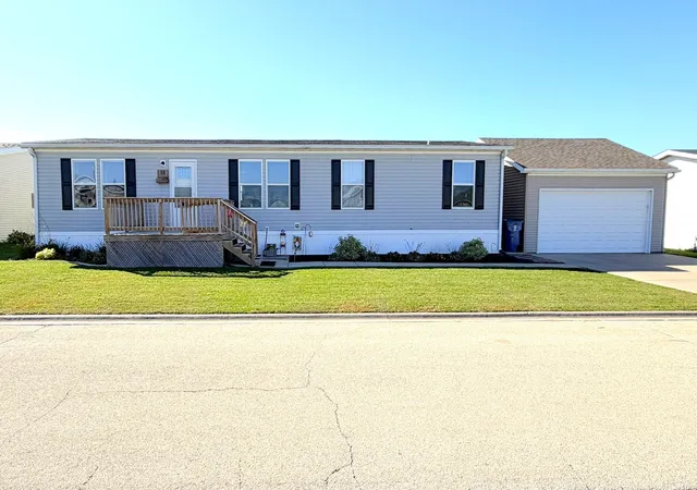 Photo 1 of Manufactured home for sale at 58 St Pauls Dr, Bourbonnais, IL 60914 | MLS# 12786711 | Listing updated on 2026-10-21