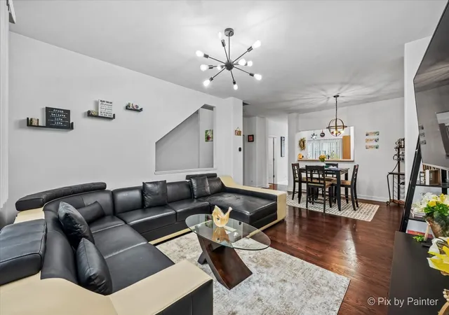 Photo 4 of Townhouse for sale at 1743 Avalon Ct, Glendale Heights, IL 60139 | MLS# 12786739 | Listing updated on 2026-10-19