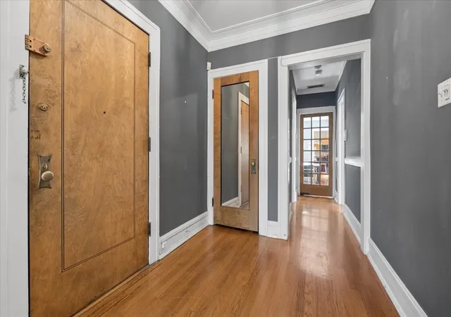 Photo 3 of Townhouse for sale at 5800 S Blackstone Ave #3N, Chicago, IL 60637 | MLS# 12786769 | Listing updated on 2026-10-22