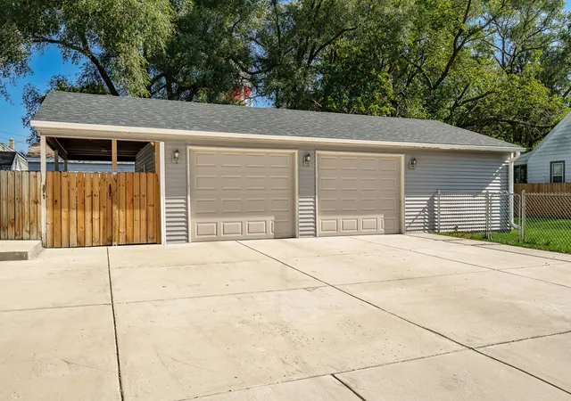 Photo 3 of Sale Pending at 803 River Ln, Loves Park, IL 61111 | MLS# 12786771 | Listing updated on 2026-10-23
