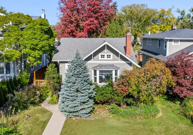 Single family home for sale at 1620 Lake Ave, Wilmette, IL 60091 | MLS# 12786779