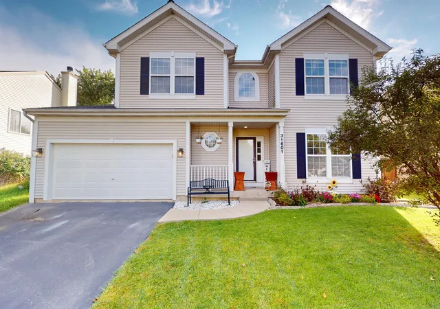 Photo 2 of Single family home for sale at 31601 N Pineview Blvd, Lakemoor, IL 60051 | MLS# 12786794 | Listing updated on 2026-10-21