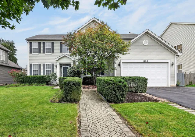 Photo 1 of Single family home for sale at 806 Baden Ave, Oswego, IL 60543 | MLS# 12786802 | Listing updated on 2026-10-23