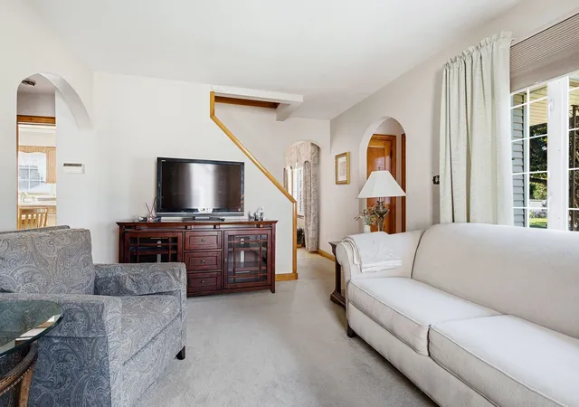 Photo 4 of Single family home for sale at 2249 N Hawthrone Ave, Melrose Park, IL 60164 | MLS# 12786814 | Listing updated on 2026-10-28