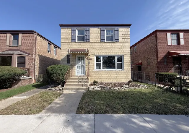 Photo 1 of Single family home for sale at 10641 S Sangamon St, Chicago, IL 60643 | MLS# 12786853 | Listing updated on 2026-10-21