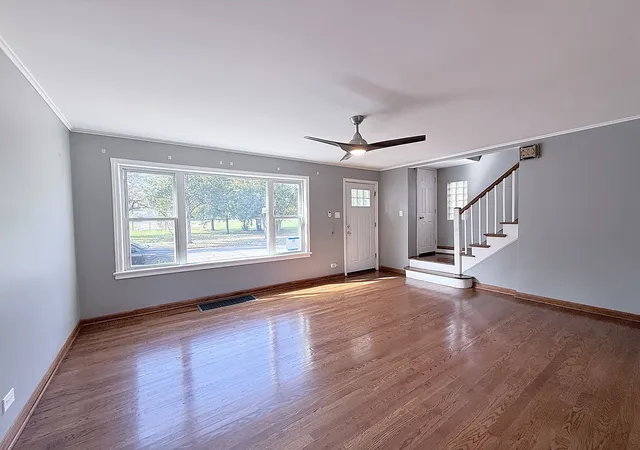Photo 3 of Single family home for sale at 10641 S Sangamon St, Chicago, IL 60643 | MLS# 12786853 | Listing updated on 2026-10-23