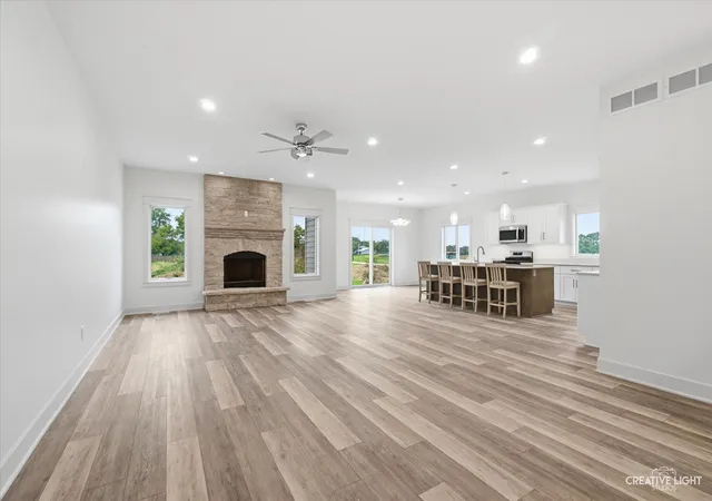 Photo 2 of Single family home for sale at 3 Ronhill Rd, Yorkville, IL 60560 | MLS# 12786856 | Listing updated on 2026-10-21