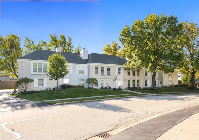 Photo 1 of Condo for sale at 1170 Spring Garden Cir #70, Naperville, IL 60563 | MLS# 12786879 | Listing updated on 2026-10-23