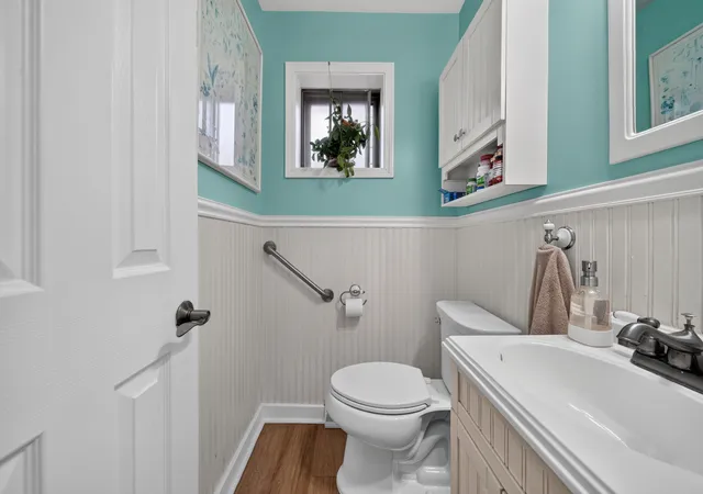 Photo 4 of Townhouse for sale at 4 E Judith Ann Dr, Mount Prospect, IL 60056 | MLS# 12786880 | Listing updated on 2026-10-22
