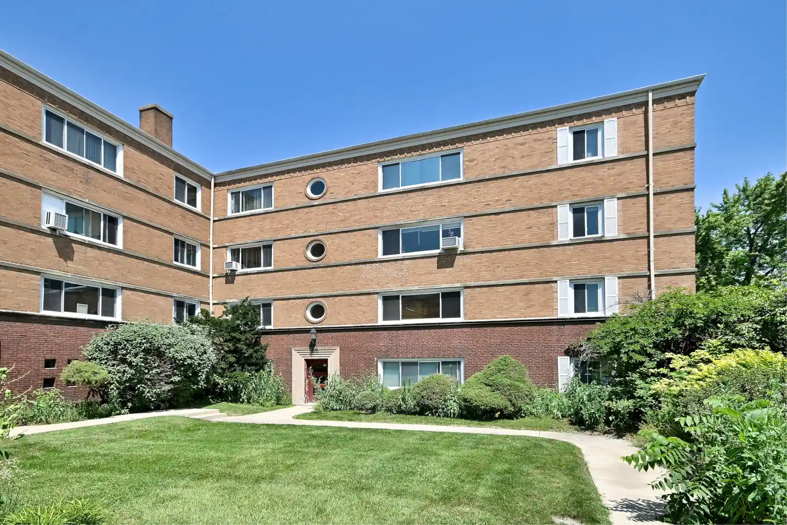 Listing Photo 2 - Condo for sale in 1112 N Harlem Ave located at 1112 N Harlem Ave, River Forest, IL 60305 - Unit 1112 N Harlem Ave