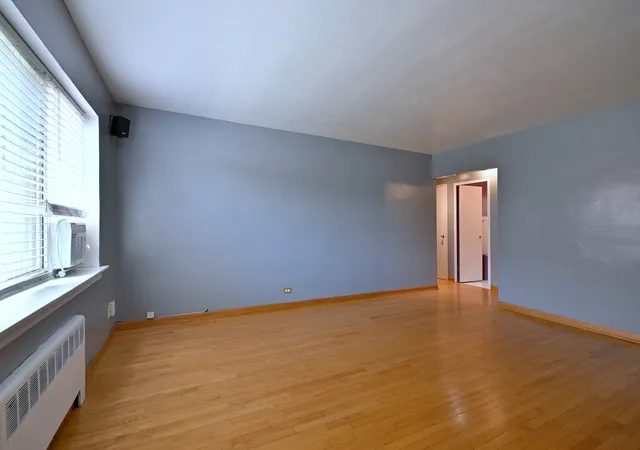 Listing Photo 5 - Condo for sale in building located at 1112 N Harlem Ave, River Forest, IL 60305 - Unit #1
