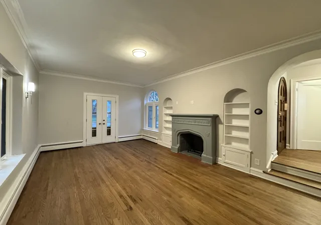 Photo 2 of Single family home for sale at 9412 S Hoyne Ave, Chicago, IL 60643 | MLS# 12786902 | Listing updated on 2026-10-21