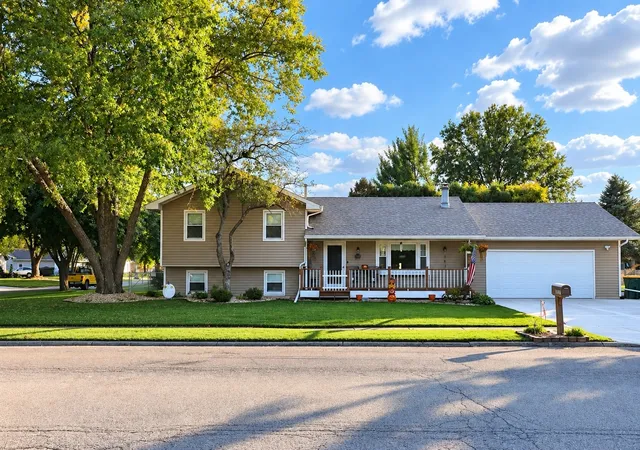 Single family home for sale at 1102 Woodwind Dr, Plano, IL 60545 | MLS# 12786911