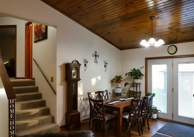 Photo 4 of Single family home for sale at 1102 Woodwind Dr, Plano, IL 60545 | MLS# 12786911 | Listing updated on 2026-10-27