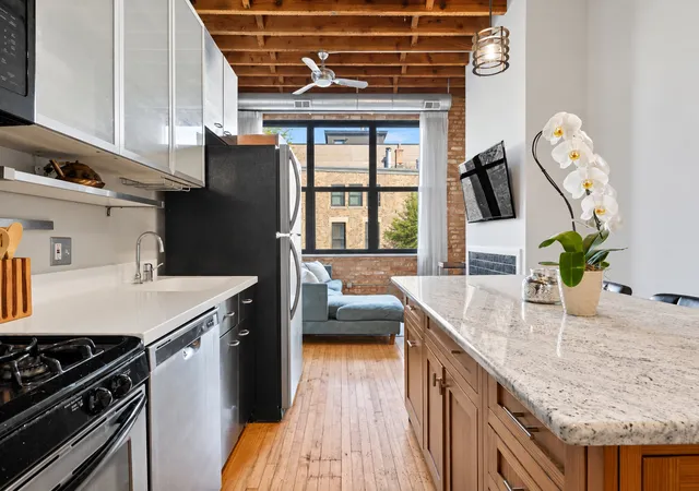 Photo 3 of Condo for sale at 3201 N Seminary Ave #201, Chicago, IL 60657 | MLS# 12786929 | Listing updated on 2026-10-22