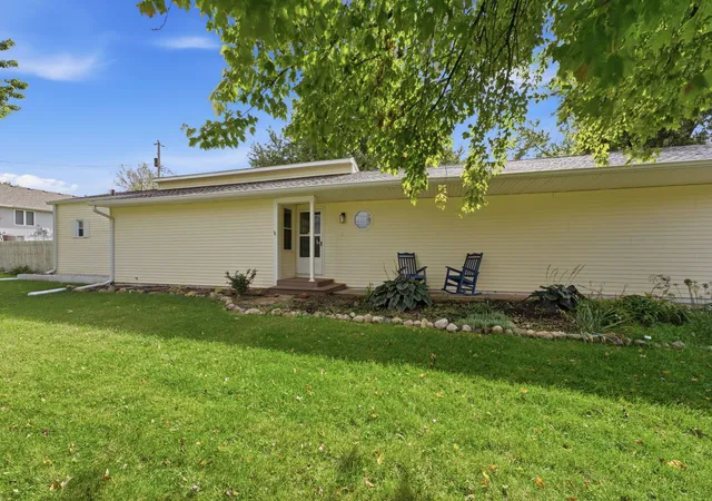 Photo 1 of Single family home for sale at 3775 29th Street, Bettendorf, IA 52722 | MLS# 12786934 | Listing updated on 2026-10-22