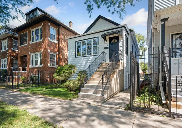 Photo 1 of Single family home for sale at 8613 S Colfax Ave, Chicago, IL 60617 | MLS# 12786935 | Listing updated on 2026-10-27