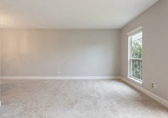 Photo 2 of Single family home for sale at 19825 S Farmington Ln, Frankfort, IL 60423 | MLS# 12786952 | Listing updated on 2026-10-21