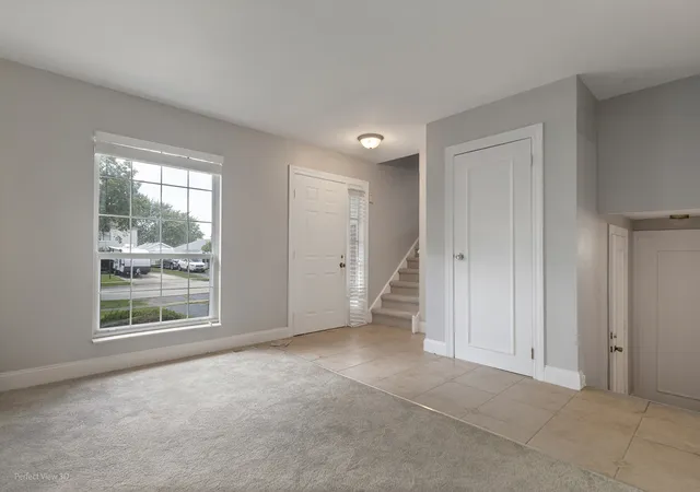 Photo 4 of Single family home for sale at 19825 S Farmington Ln, Frankfort, IL 60423 | MLS# 12786952 | Listing updated on 2026-10-21