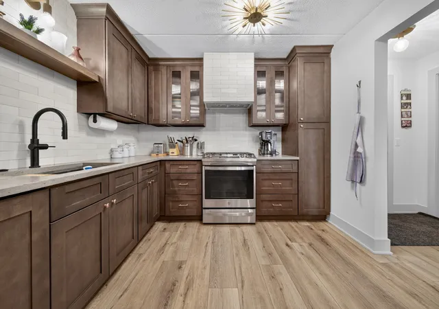 Photo 4 of Condo for sale at 7450 N Waukegan Rd #309, Niles, IL 60714 | MLS# 12786959 | Listing updated on 2026-10-23