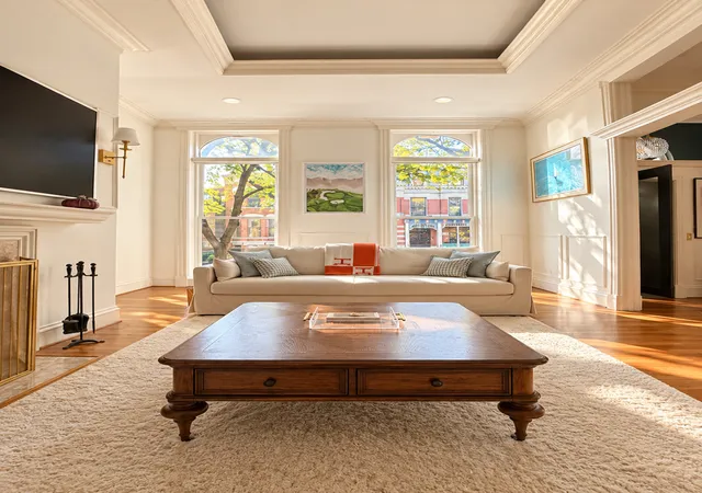 Photo 2 of Single family home for sale at 2143 N Sedgwick St, Chicago, IL 60614 | MLS# 12786979 | Listing updated on 2026-10-21
