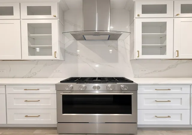 Photo 4 of Single family home for sale at 1630 N Humboldt Blvd, Chicago, IL 60647 | MLS# 12787003 | Listing updated on 2026-10-22