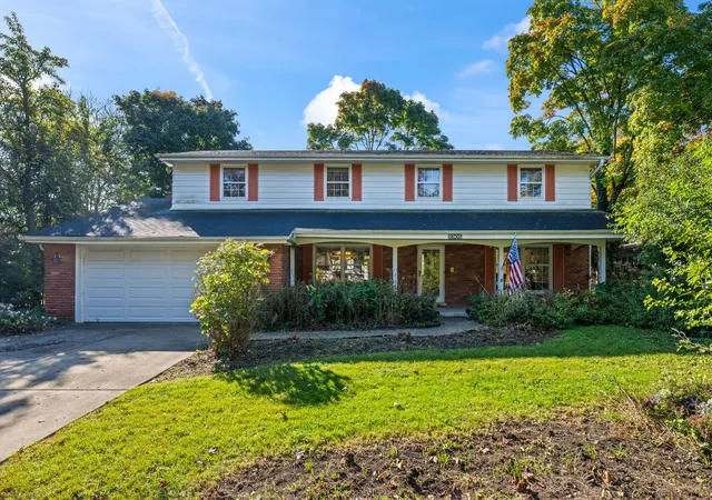 Photo 1 of Single family home for sale at 2305 Harrison St, Glenview, IL 60025 | MLS# 12787004 | Listing updated on 2026-10-29