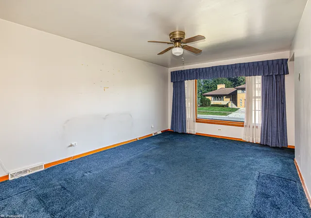 Photo 4 of Single family home for sale at 5101 W 83rd Street, Burbank, IL 60459 | MLS# 12787005 | Listing updated on 2026-10-22