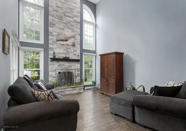 Photo 2 of Single family home for sale at 17334 W Westwind Dr, Gurnee, IL 60031 | MLS# 12787006 | Listing updated on 2026-10-22