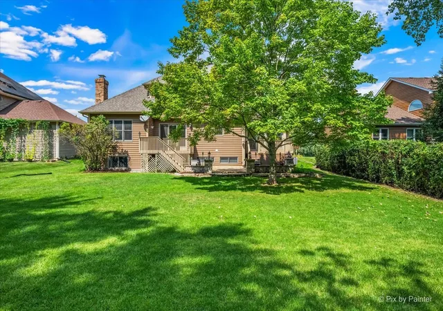 Photo 3 of Single family home for sale at 1468 Plum Grv Ct, Carol Stream, IL 60188 | MLS# 12787009 | Listing updated on 2026-10-22