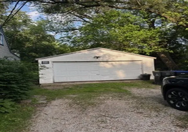 Photo 2 of Single family home for sale at 4418 Hilltop Dr, Wonder Lake, IL 60097 | MLS# 12787014 | Listing updated on 2026-10-22