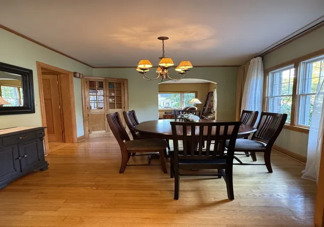 Photo 3 of Single family home for sale at 4026 Linden Ave, Western Springs, IL 60558 | MLS# 12787017 | Listing updated on 2026-10-29