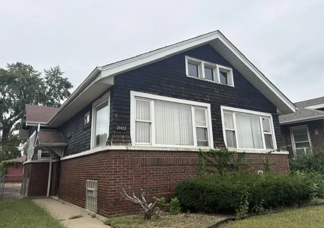Photo 3 of Single family home for sale at 11412 S Wallace St, Chicago, IL 60628 | MLS# 12787031 | Listing updated on 2026-10-17
