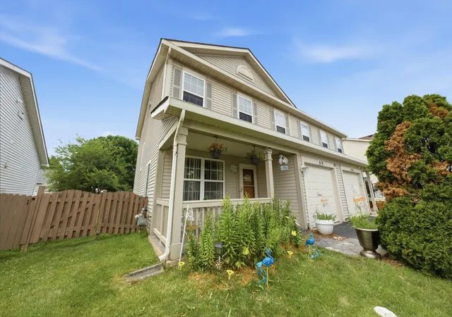 Photo 3 of Multi family home for sale at 678 S Shannon Dr, Romeoville, IL 60446 | MLS# 12787043 | Listing updated on 2026-10-22