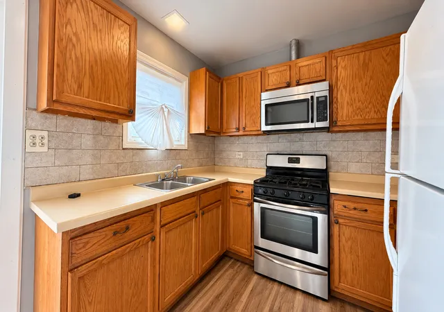 Photo 4 of Single family home for sale at 3501 177th Street, Country Club Hills, IL 60478 | MLS# 12787075 | Listing updated on 2026-10-22