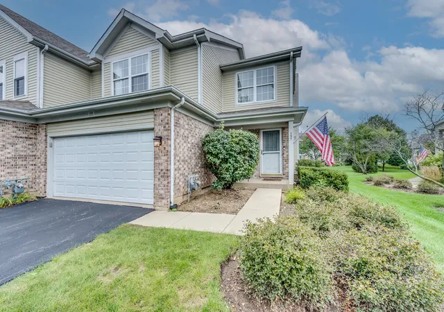 Photo 1 of Townhouse for sale at 151 Sussex Ct, Roselle, IL 60172 | MLS# 12787079 | Listing updated on 2026-10-23