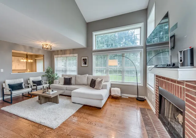 Photo 2 of Townhouse for sale at 151 Sussex Ct, Roselle, IL 60172 | MLS# 12787079 | Listing updated on 2026-10-23