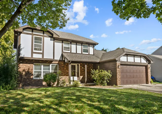 Single family home for sale at 571 Shenandoah Trl, Elgin, IL 60123 | MLS# 12787136